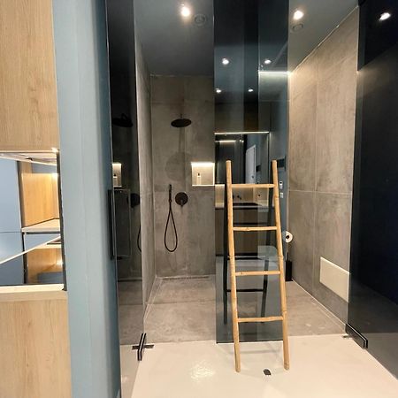 Ambassador Skyline Apartments 티라나 외부 사진
