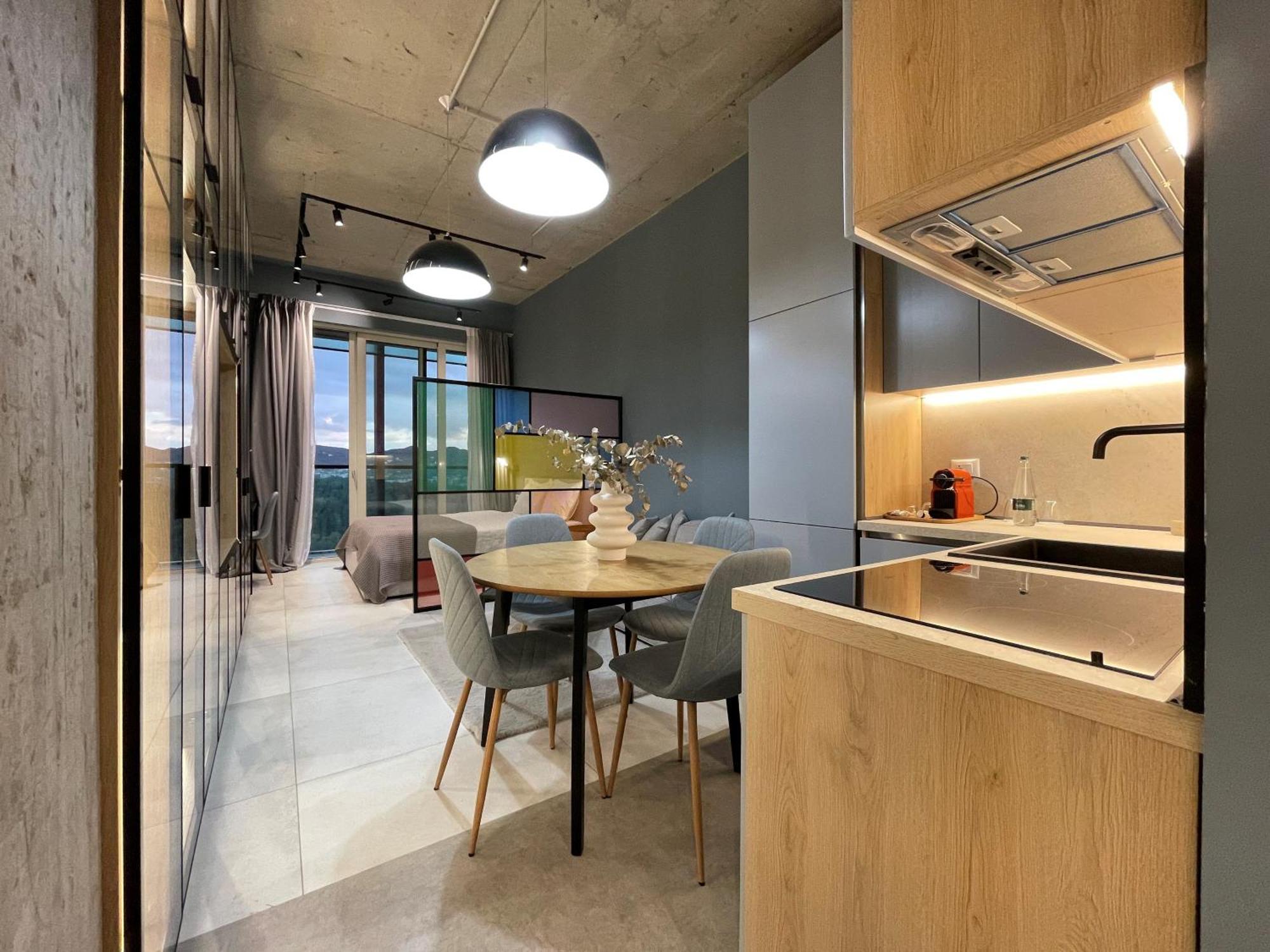 Ambassador Skyline Apartments 티라나 외부 사진