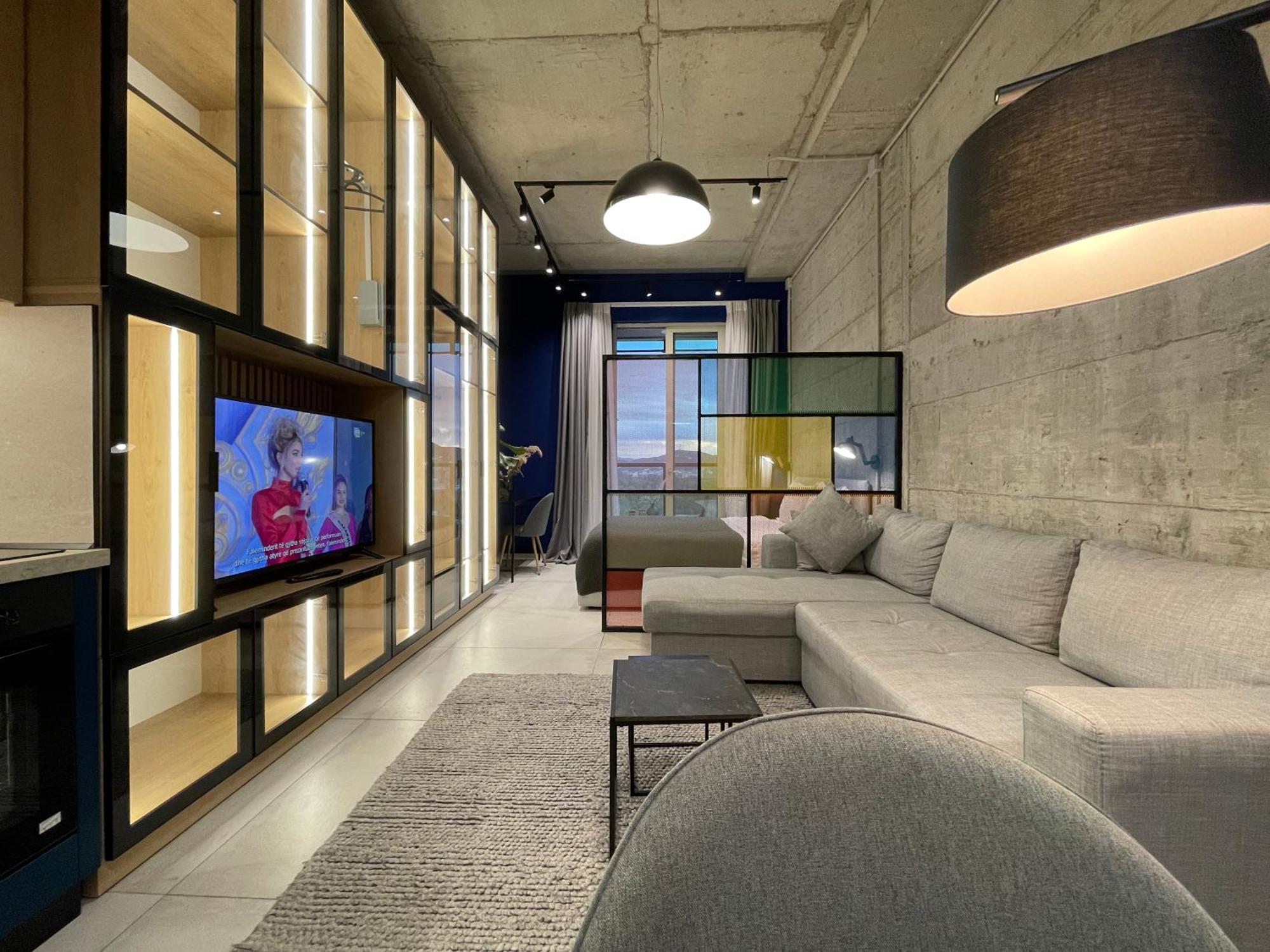 Ambassador Skyline Apartments 티라나 외부 사진
